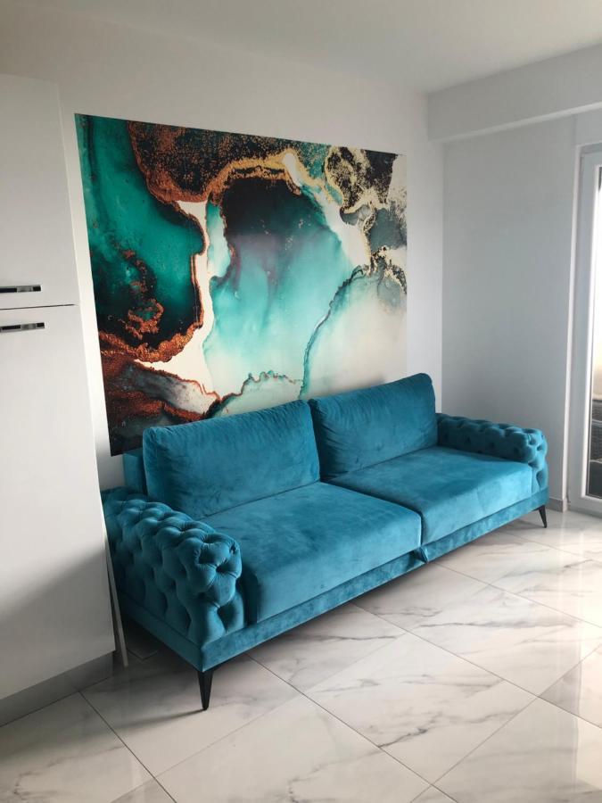 Fifty Shades Of Blue Apartment